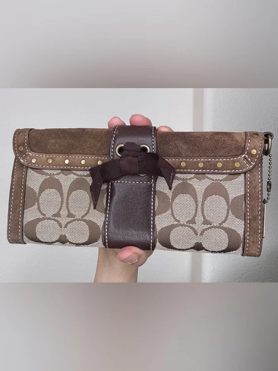 Coach SoHo studded suede signature clutch wallet vintage - Picture 15 of 17